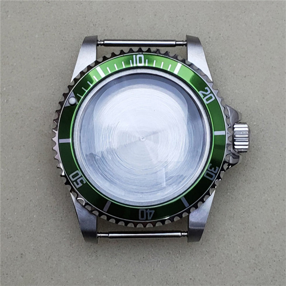 39.5MM stainless steel watch case with acrylic mirror for NH35/NH36 mechanical movements.