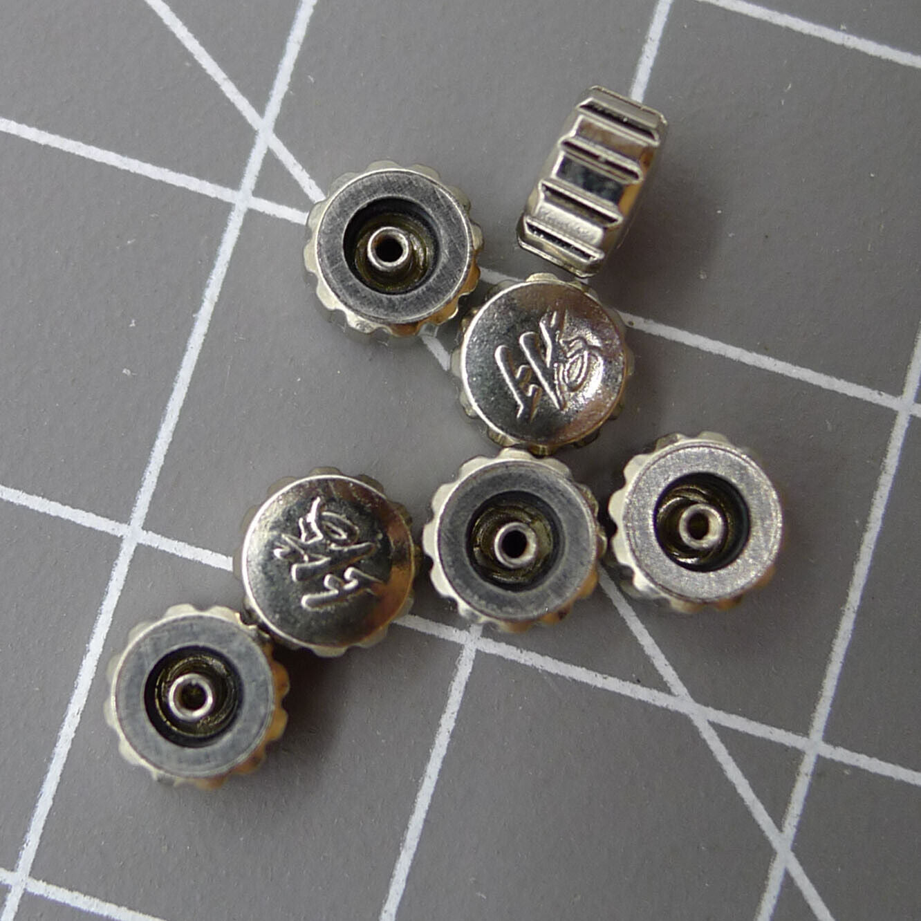 3 PIECES Flat Shape Watch Crown with Logo Generic for Shanghai 7120 Movement