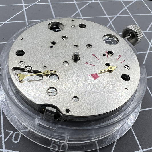 Seagull ST2530 watch movement showing automatic mechanical parts with date function, ideal for watchmakers.