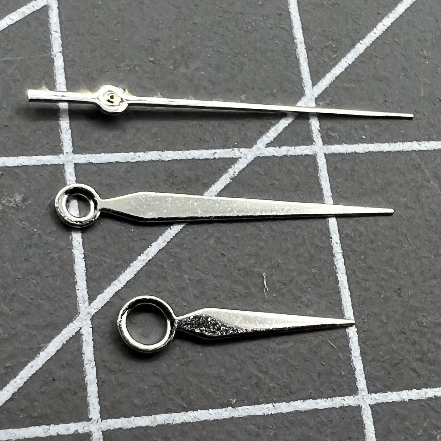 13 mm silbernes Uhrzeiger-Set ohne Leuchtmasse, passend für NH35/NH36/4R/7S-Uhrwerk, Uhrenteil
