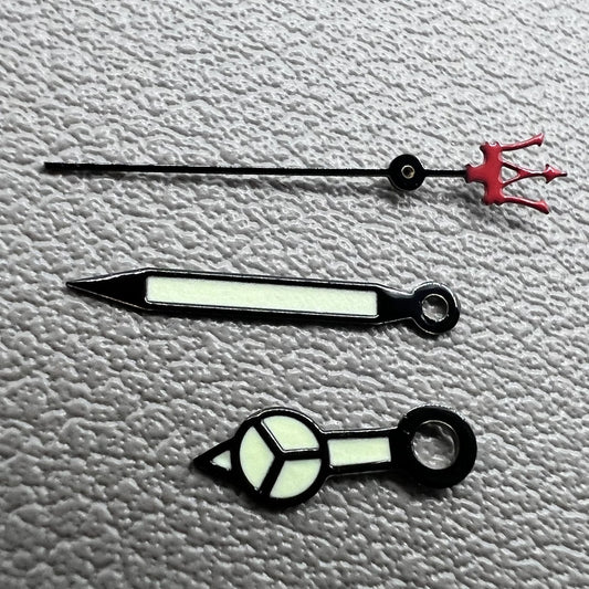 Green luminous watch hands set with pins for SKX007/009 NH35 movement, enhancing night visibility and precision.