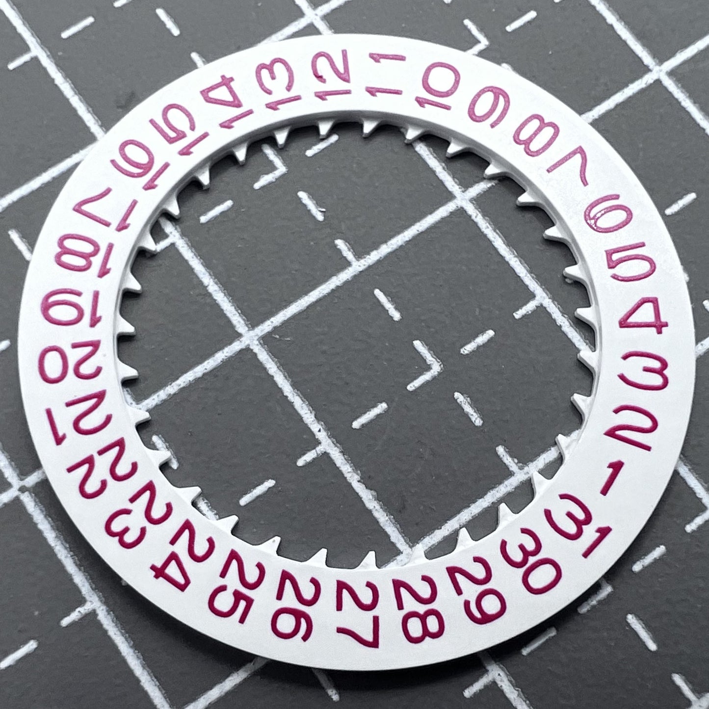 White Background Red Character Disk Date Wheel for Seiko NH35 NH36 Date@3