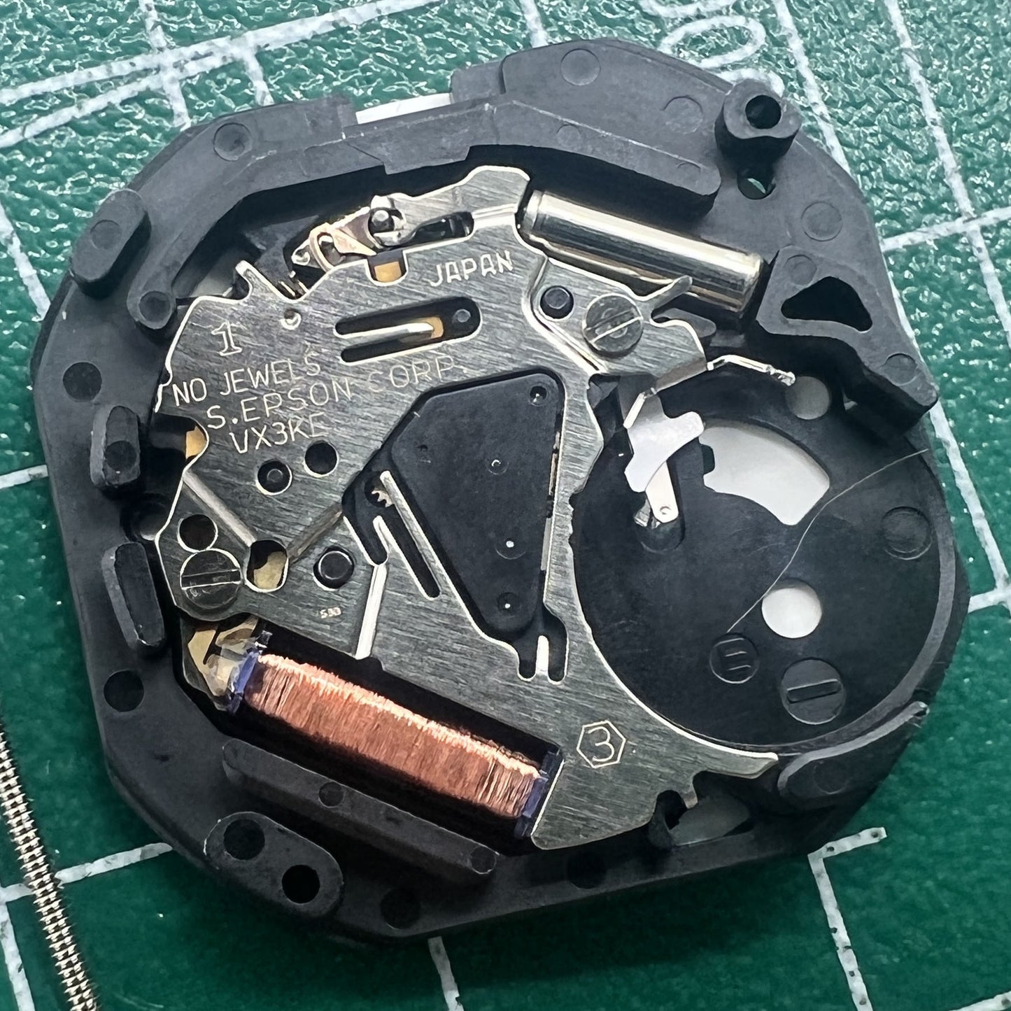 Wholesale Japan Made Hattori Epson TMI VX3K VX3KE Watch Quartz Movement Date 3