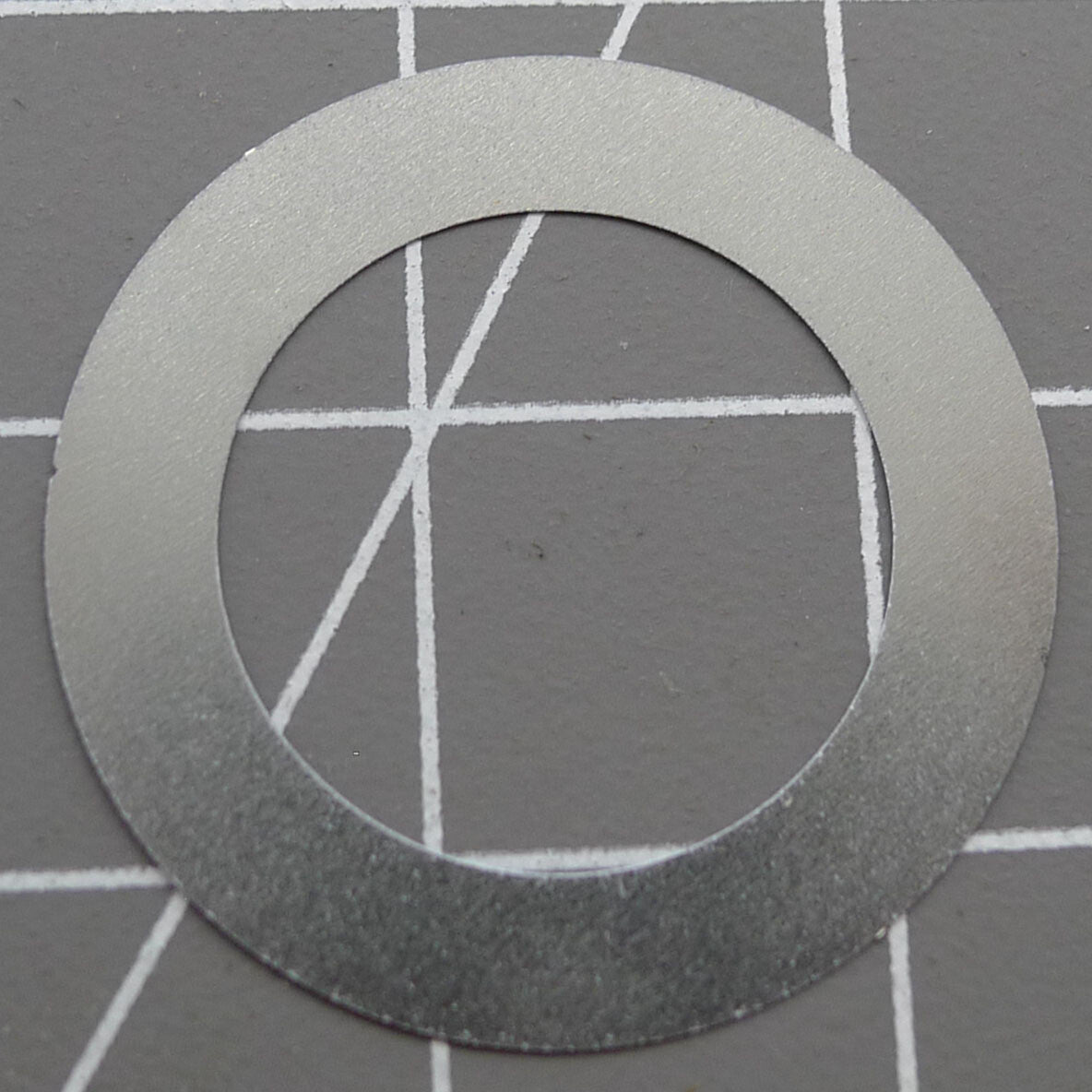 White date wheel overlay compatible with ETA2824, 2836, Miyota 8215/8200 movements, date at 3 o'clock.