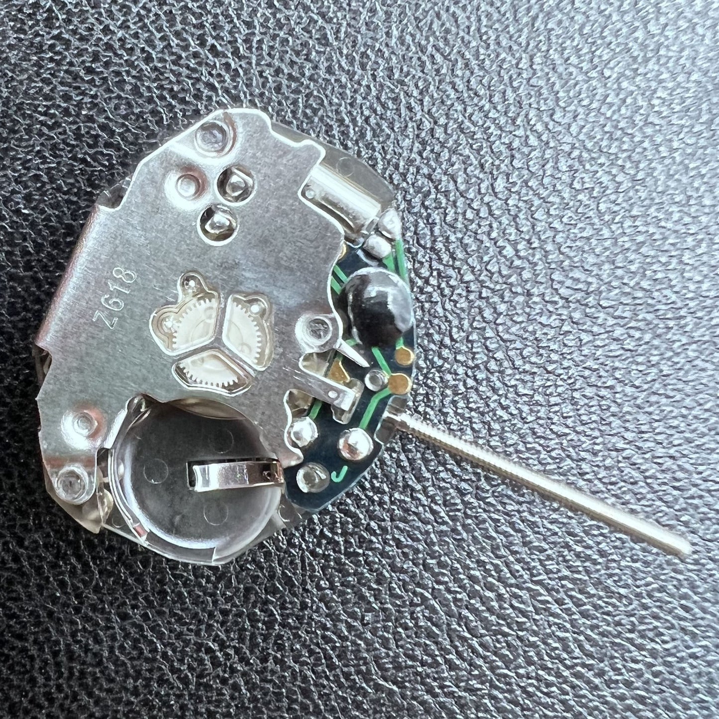 2 PIECES Z618 Quartz Movement 3 Hands Replacement Part