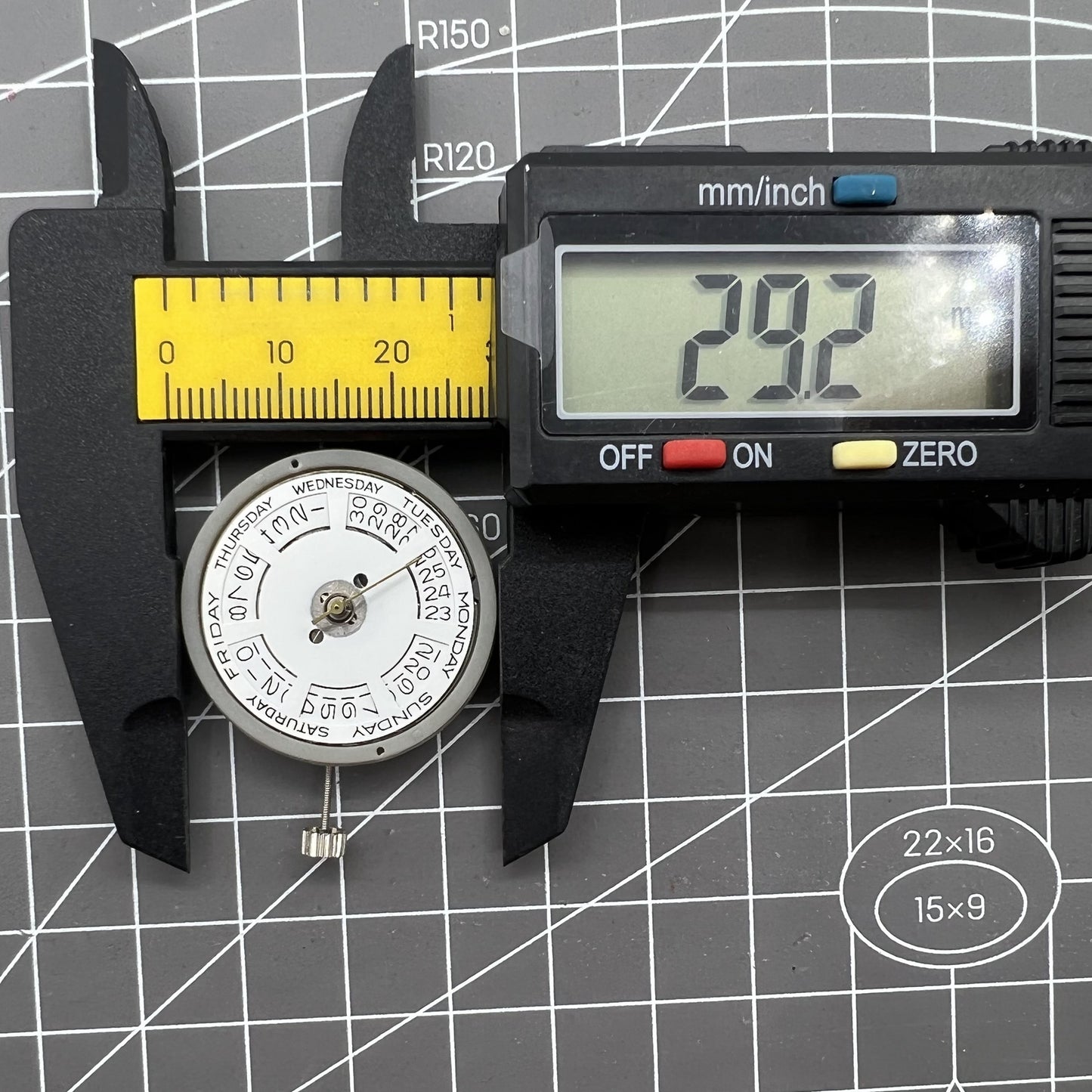 Tianjin Seagull T16 automatic watch accessory showcasing white dial and mechanical movement components.