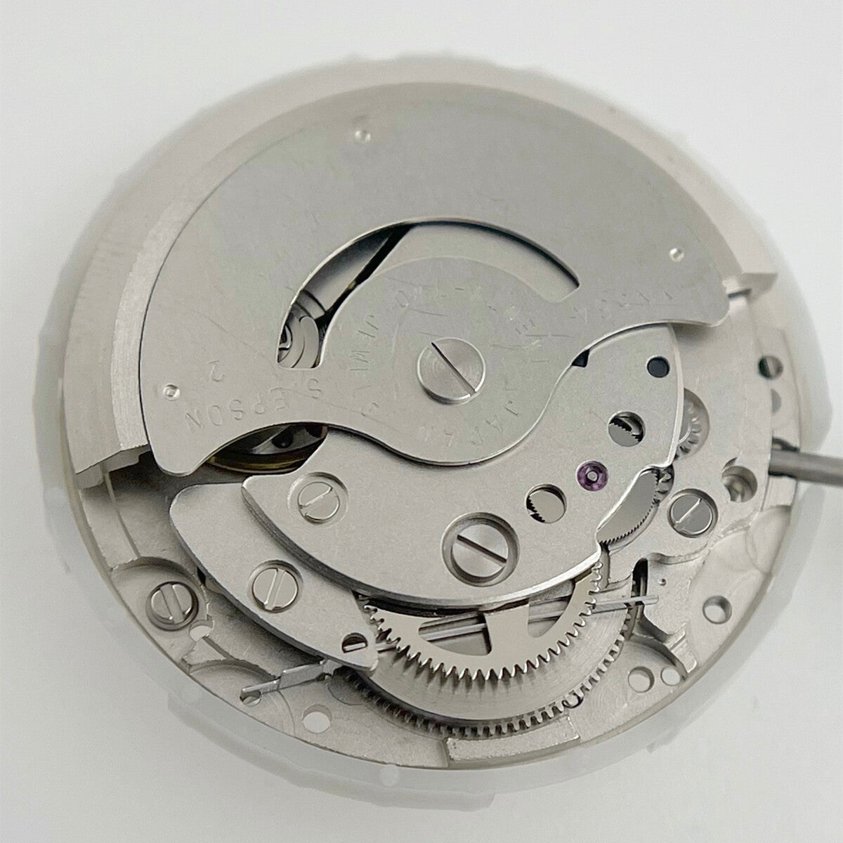 Epson YN56 mechanical watch movement displaying day and date, high-quality Japan craftsmanship.