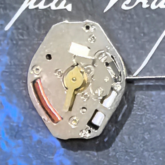 Swiss Made ISA 268 quartz watch movement with 2 hands, precision replacement part for timepieces.