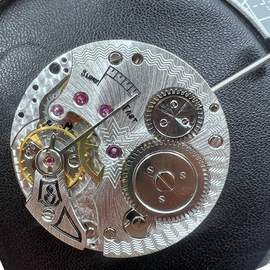 Seagull ST3621 mechanical watch movement with ETA 6498 design, second hand at 6 o'clock position.