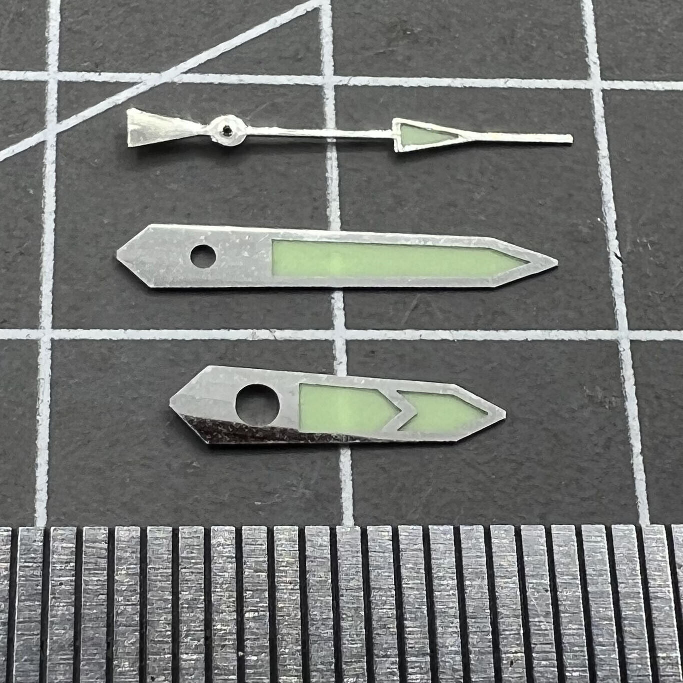 Silver Trim C3 Strong Green Luminous Watch Hands for NH36 NH35 Movement