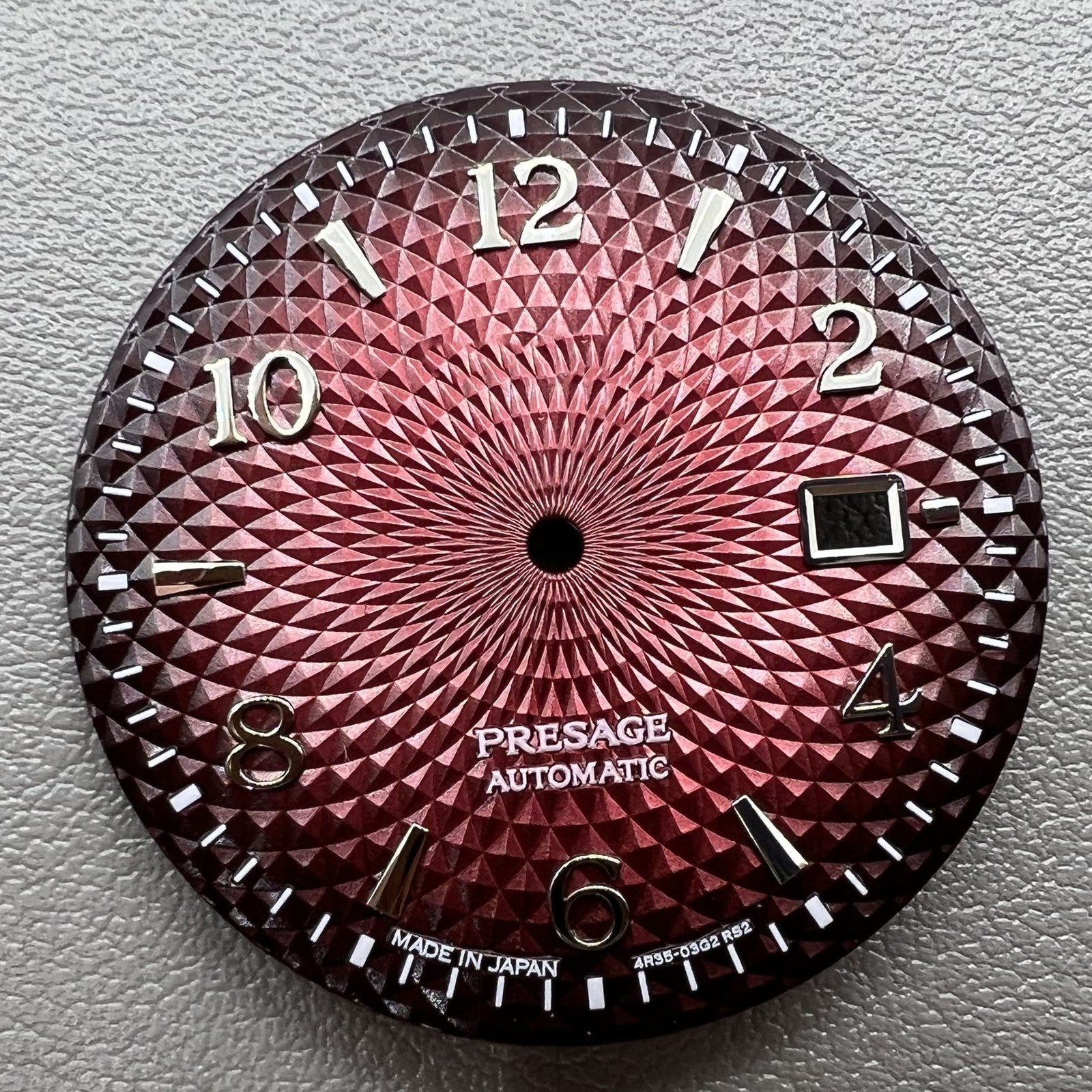 Red 35mm Silver Gradual Nail Datejust watch dial, no lume, compatible with NH35 NH36 movement