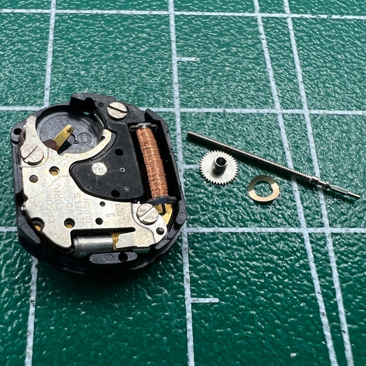 Hattori Epson TMI YL60 quartz watch movement, Japan-made precision for watch accessories.