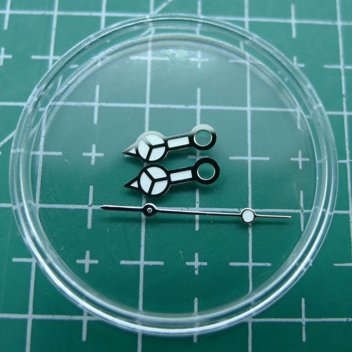 Green luminous watch hands 7.75x12x13mm for NH35A/NH36A movement, perfect for Seiko watch repair.