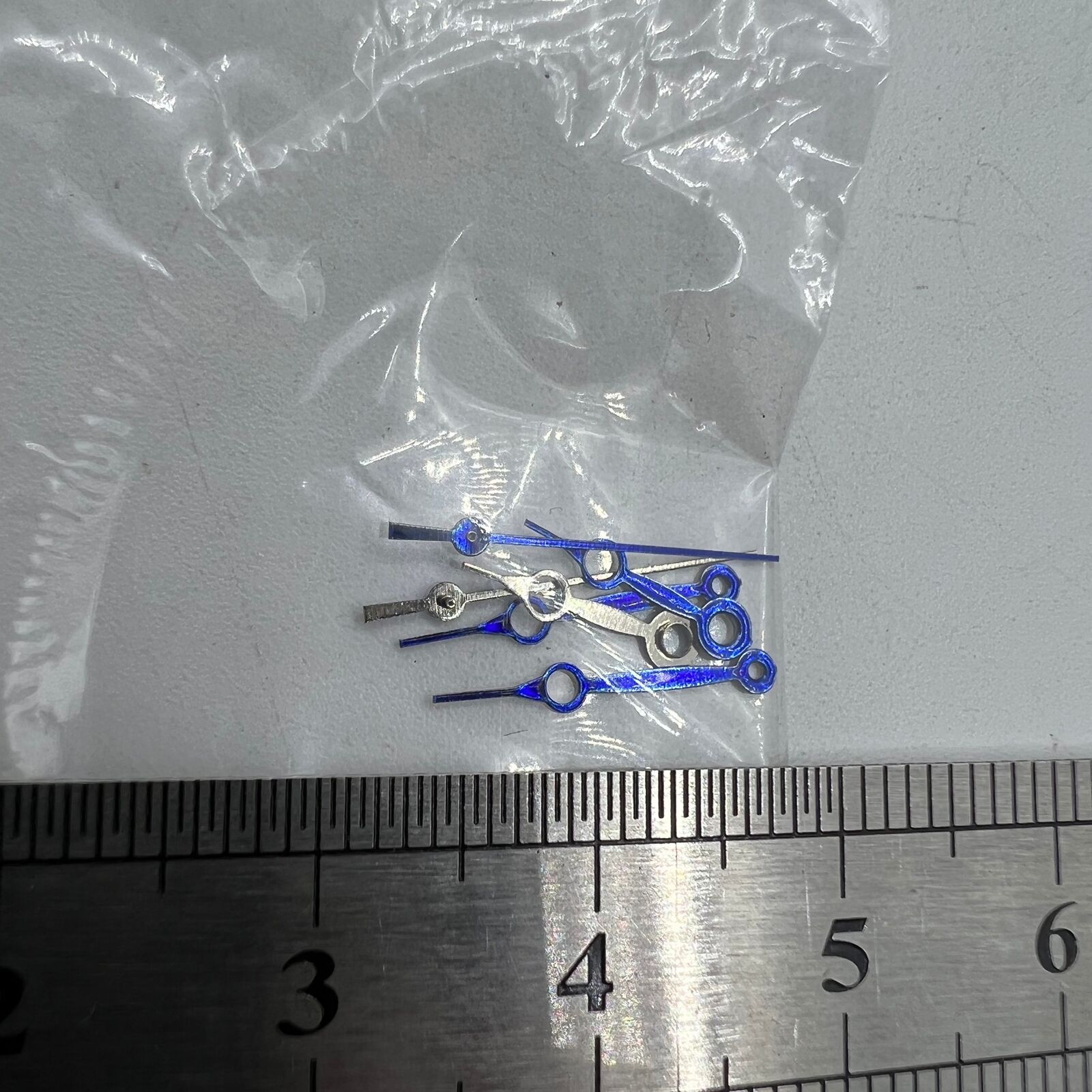 13mm blue hollow no-lume watch hands, compatible with Miyota 2035 quartz movement, precise fit accessory.