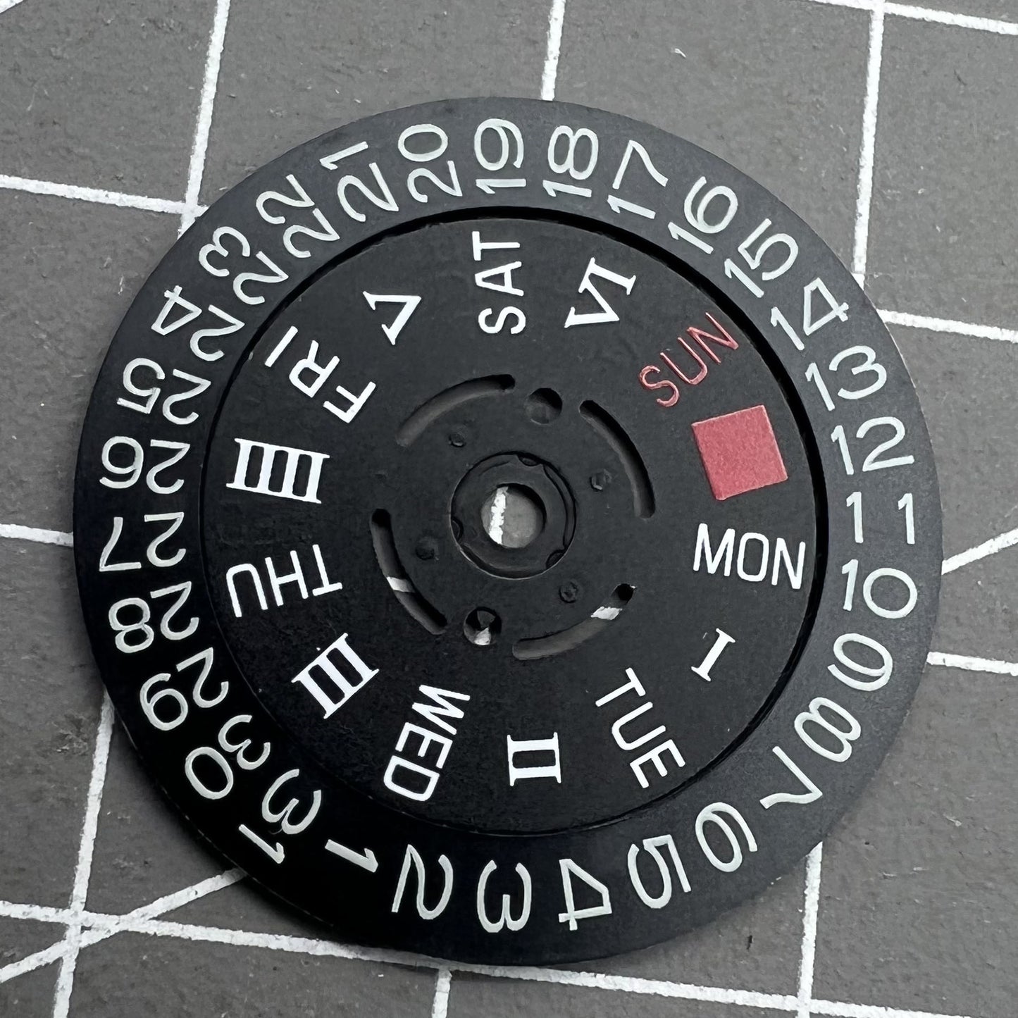 Roman /English Font Black Date Disk Wheel Week for NH36 Movement 3.8 position
