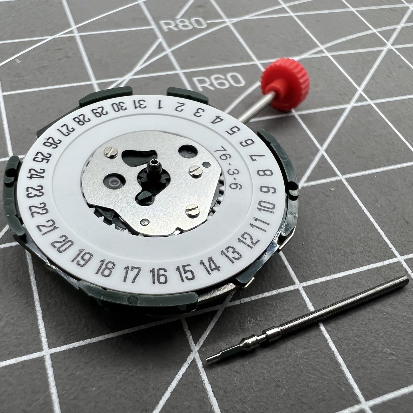 Miyota 2115 Quartz Movement Date at 6 Movement