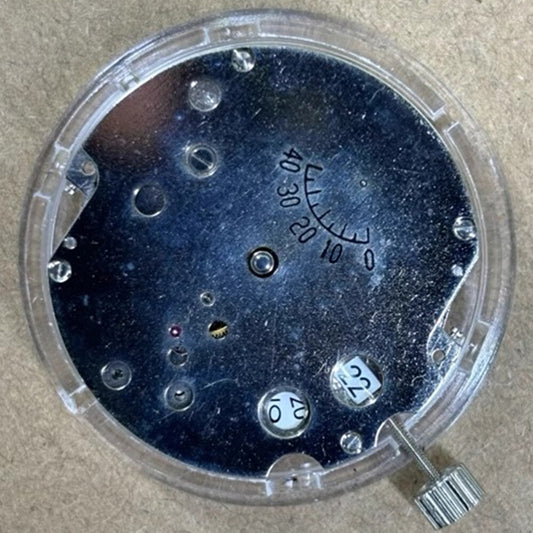 Tianjin ST17 T17 watch movement showing kinetic energy indicator at 12 o'clock for precise timekeeping