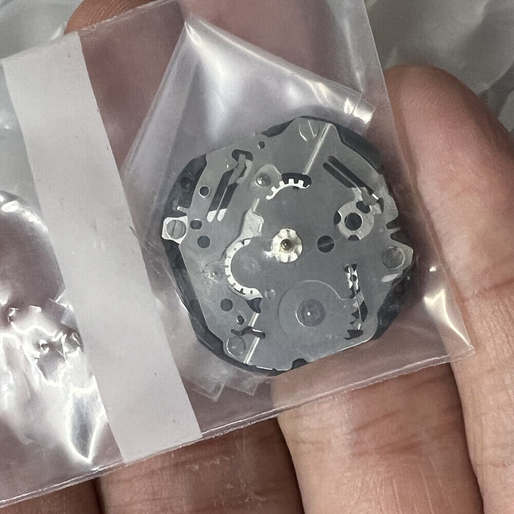 Hattori Epson VX3J quartz watch movement, Japan-made precise mechanism for accurate timekeeping and repairs.