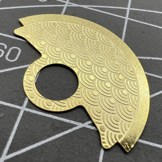 Golden waved metal sheet rotor hammer overlay, compatible with Miyota 9015 movement, stylish watch accessory.