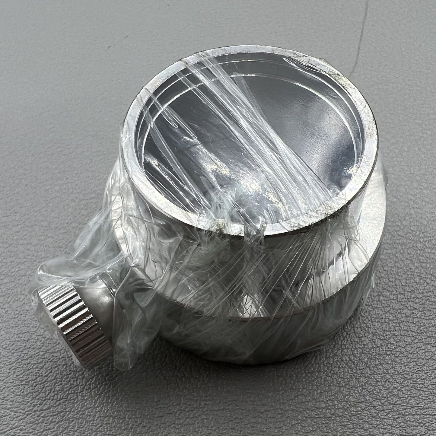 movement holder for ETA 2824, 2892, 8200, 8205, 2836, 9015 watches, perfect for repair and assembly tasks.