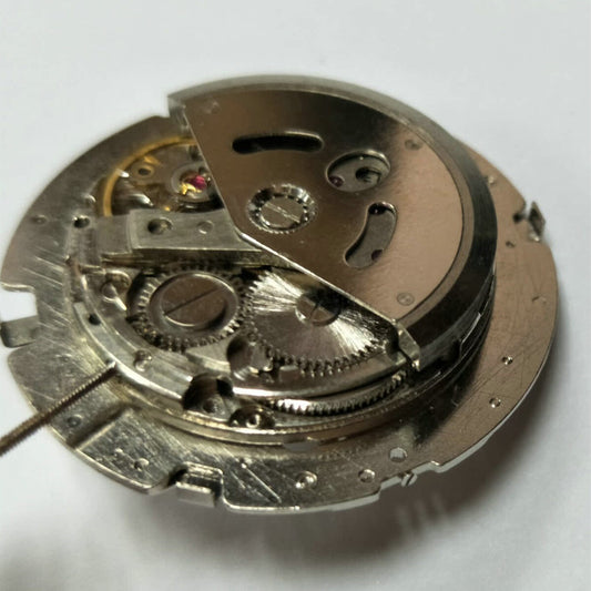 Shanghai Automatic Mechanical Watch with R21 Movement, elegant design for watch enthusiasts.