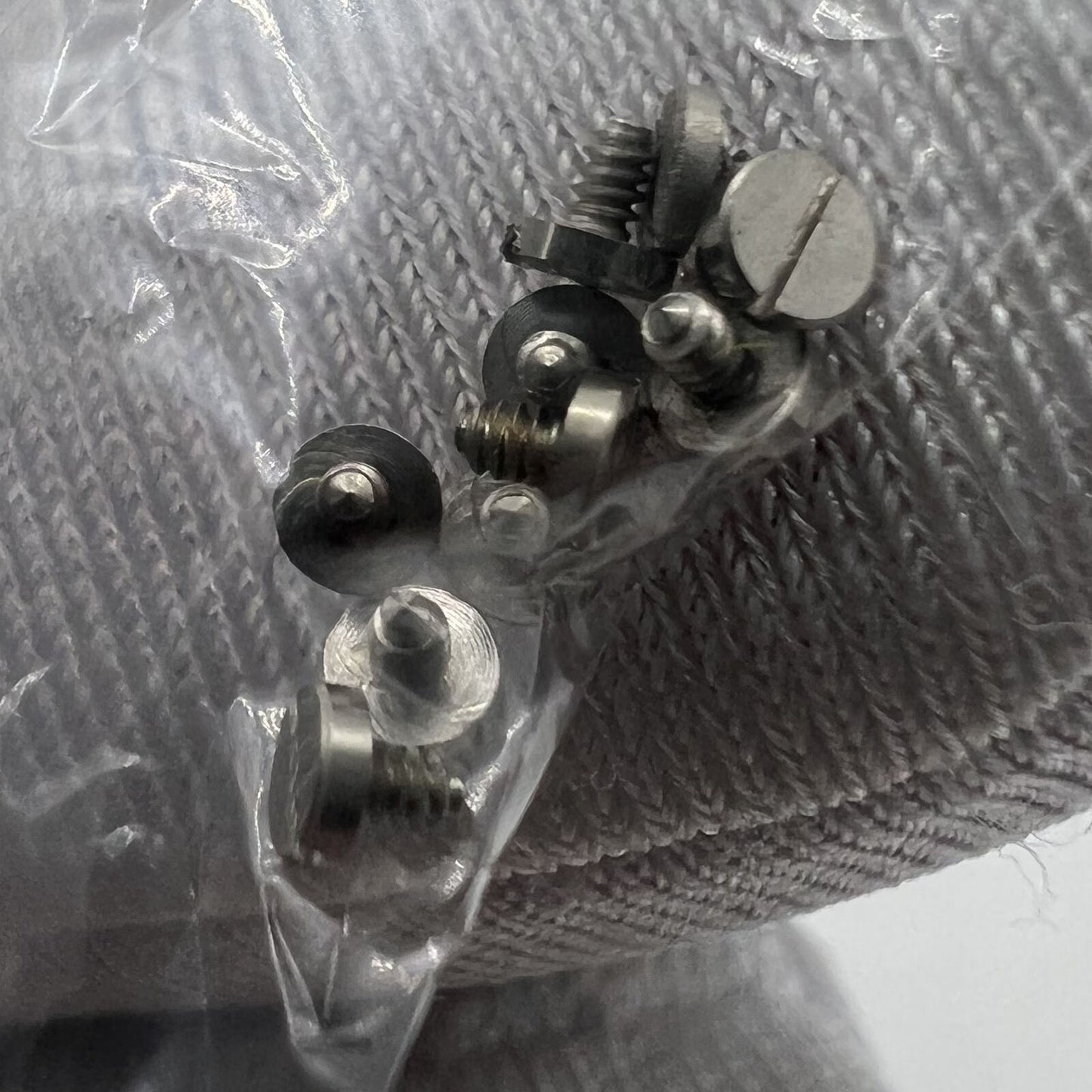 Pièce de montre à mouvement 7120 - 10 vis de pieds de cadran de montre génériques