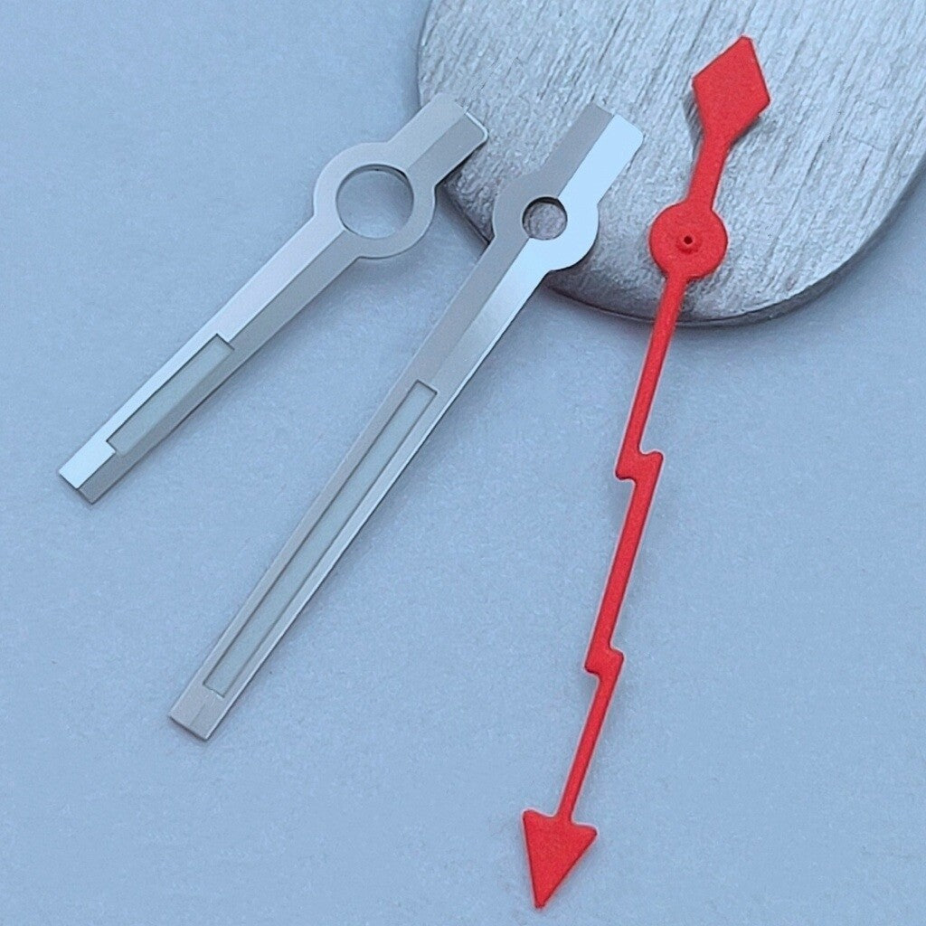 Aiguilles de montre à garniture argentée et éclair orange pour NH35 NH36 7S26 7S36