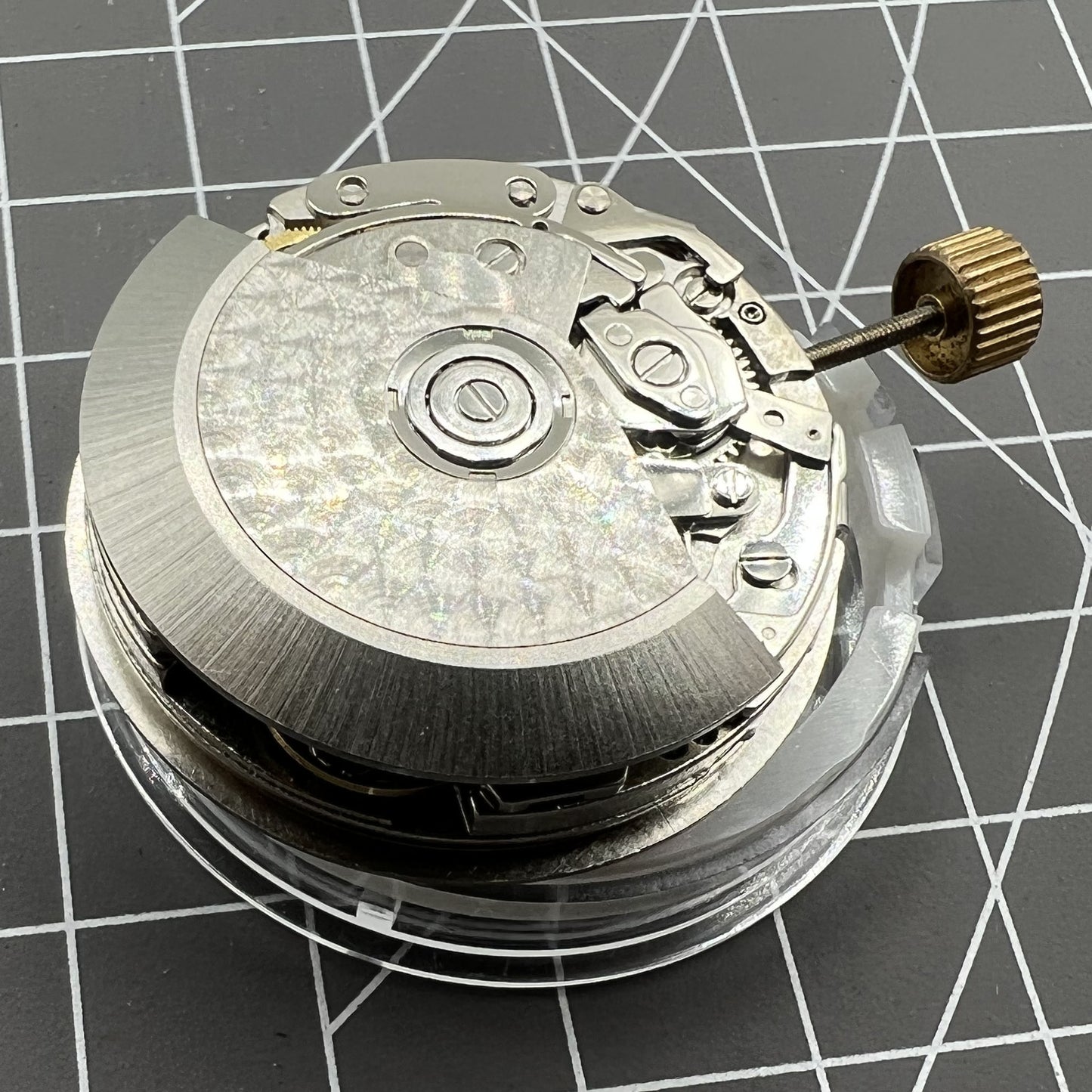 Tout nouveau mouvement chronographe automatique n° 7750 à 3, 6 et 9 heures, configuration <tc>ETA</tc> 7753