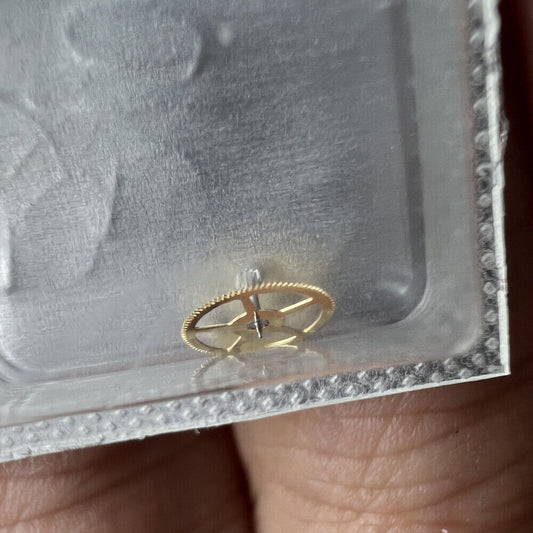 Third wheel compatible with ETA/Seagull 2892A2 mechanical movement, precision watch part.