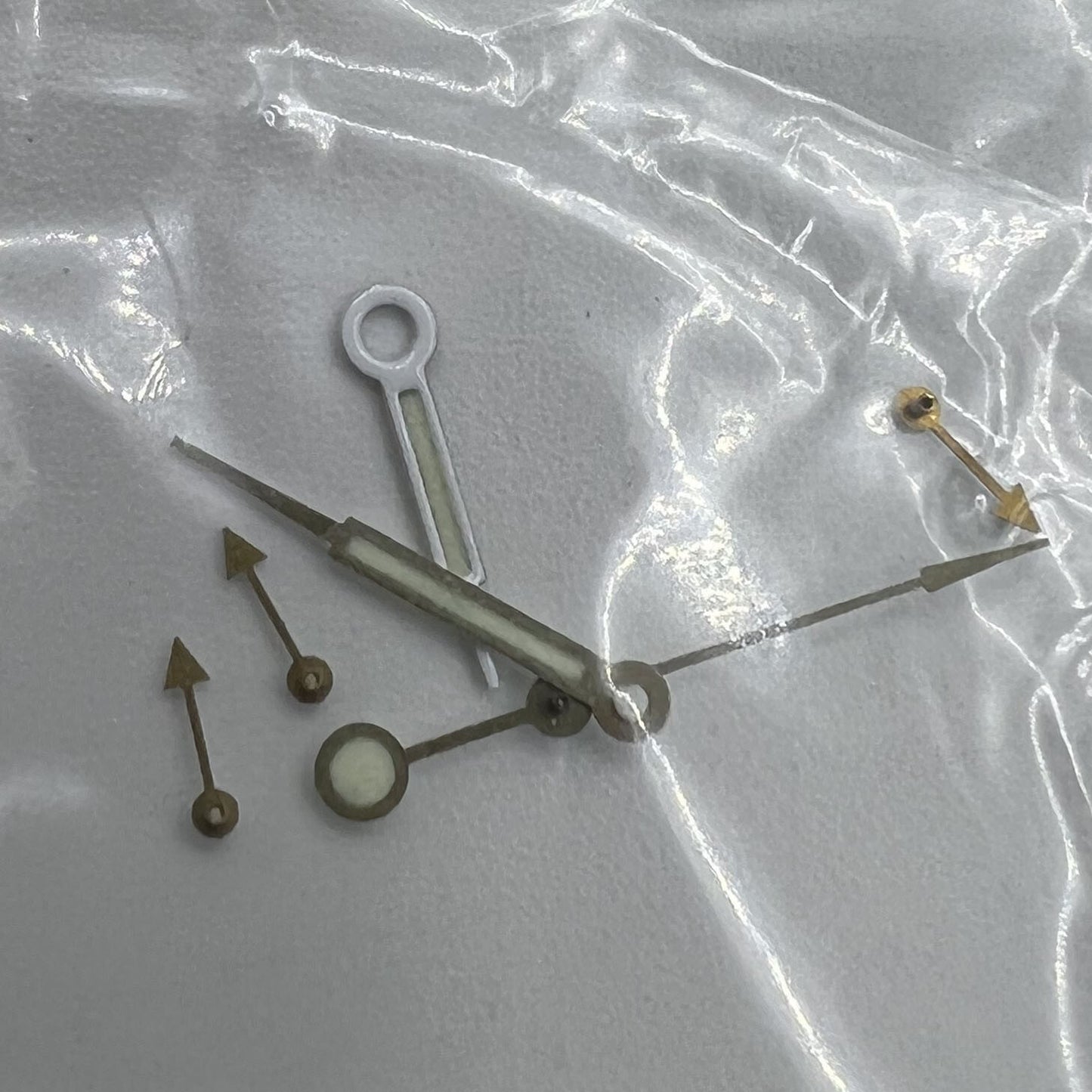Silver-trimmed green luminous watch hands, 11.5mm pointed style for Miyota 0S80.