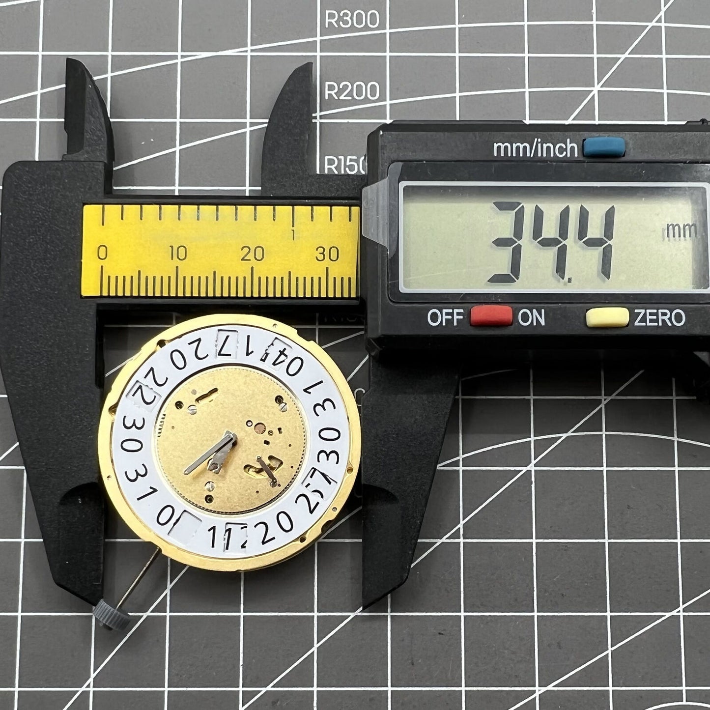 Made Swiss Ronda 8040N 8040.N Quartz Watch Movement