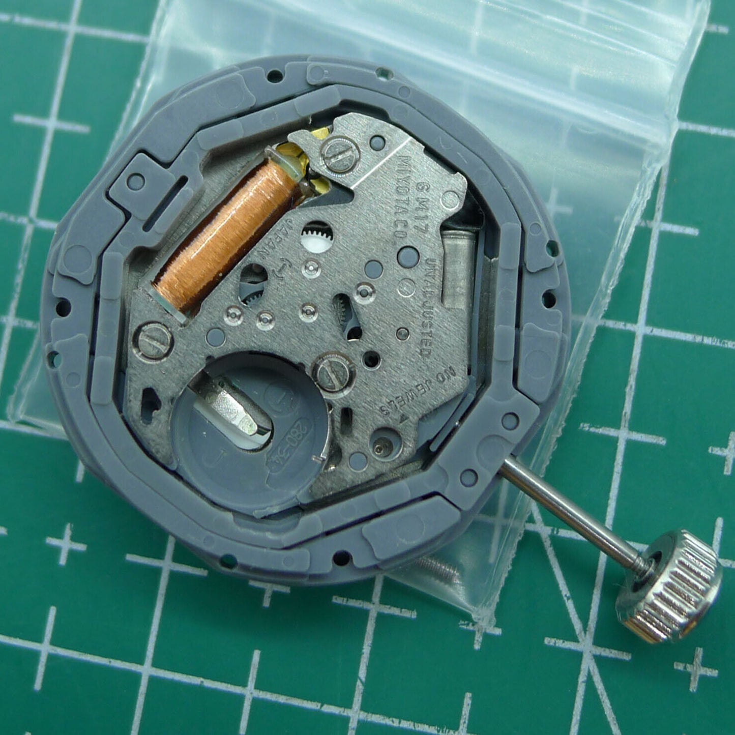 Miyota 6M17 quartz watch movement with 3 hands, Japan precision, ideal for watch repairs.