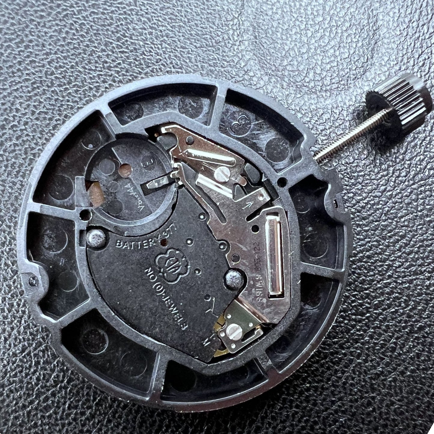 Swiss ETA 805.112 Quartz Movement 3 Hands Date at 4:30