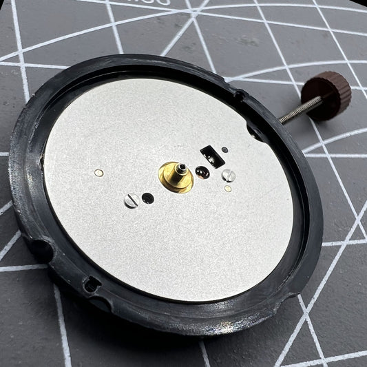 Swiss Made Ronda 513 quartz watch movement with 2-hands for precise timekeeping accessories.