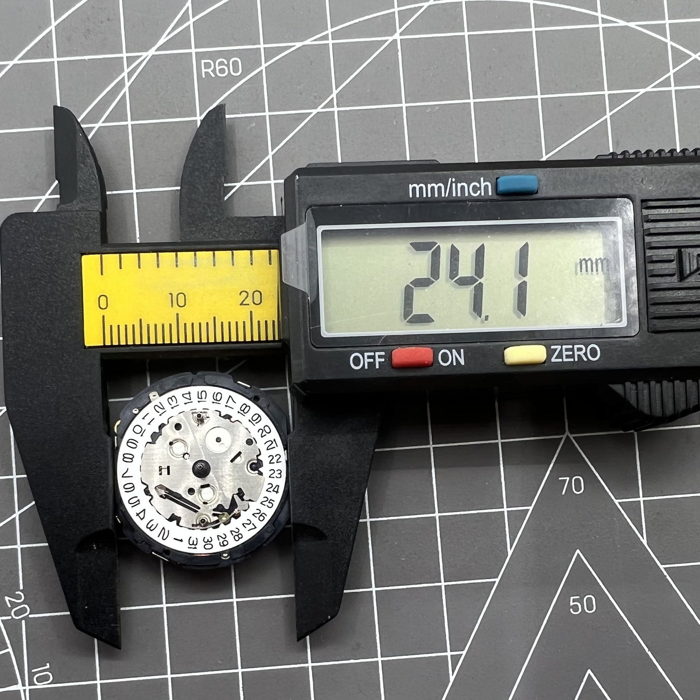 Hattori Epson TMI YM26 YM26A Watch Quartz Japan Made Movement