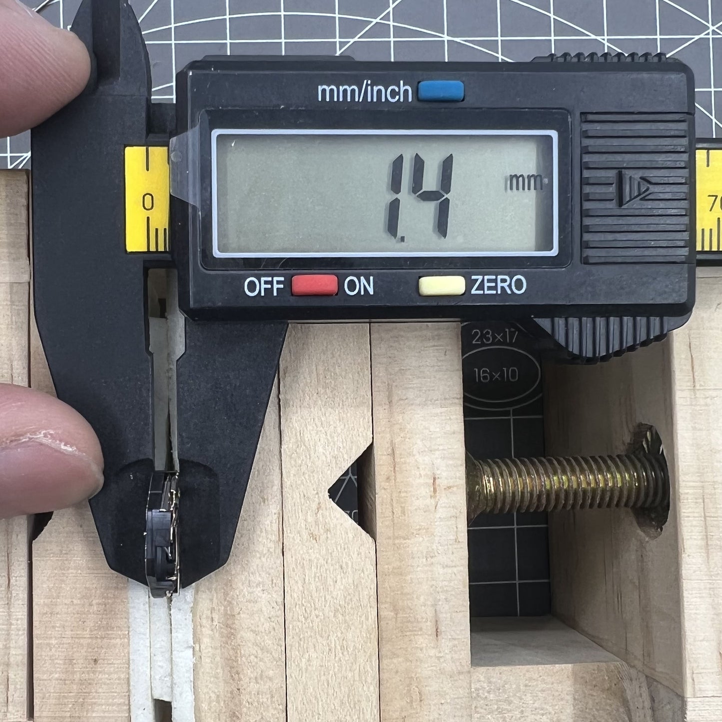 Hattori Epson TMI Y120 HCP0 Watch Quartz Movement