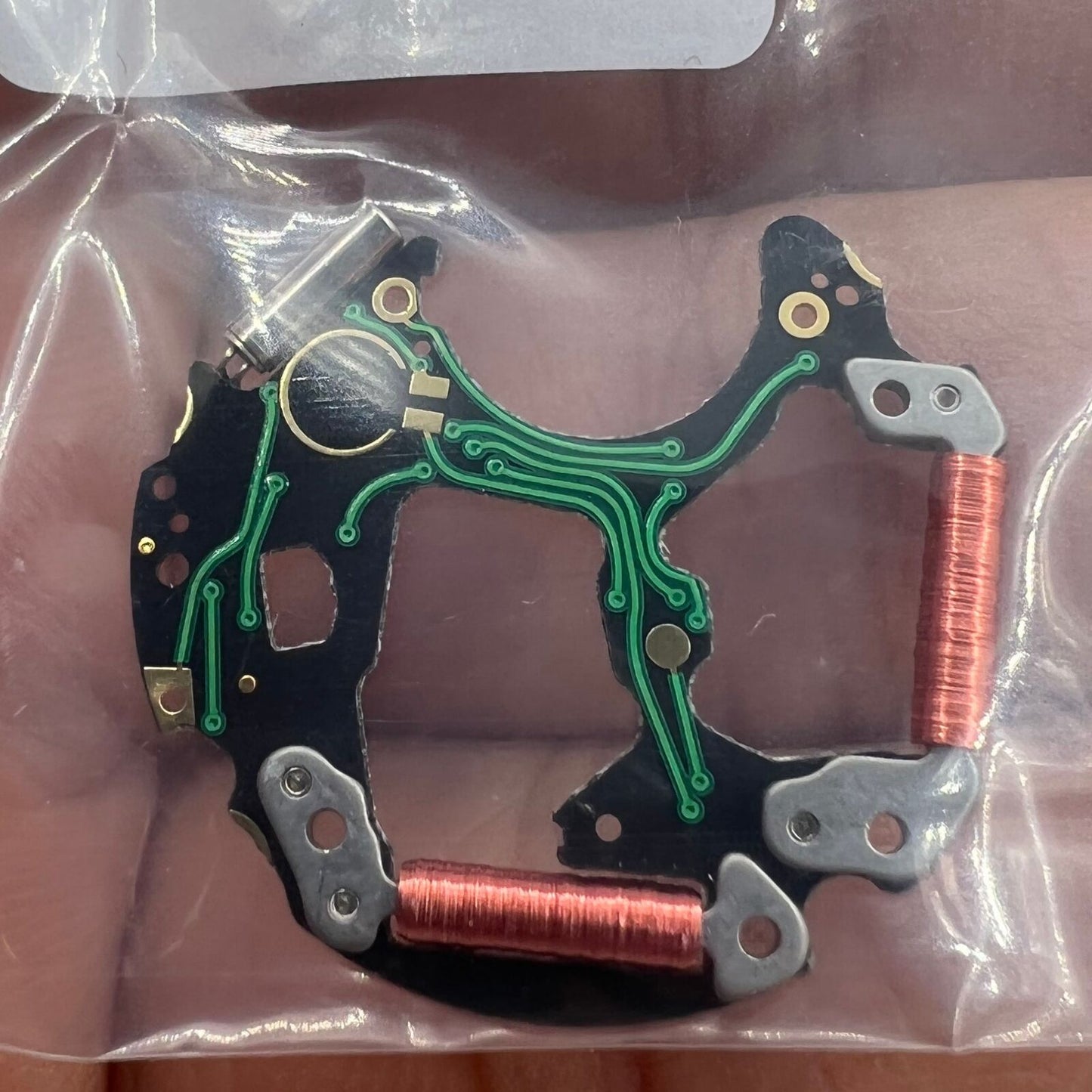 Precise ISA 8171/8172 watch circuit board replacement part for accurate movement repair, brand certified.