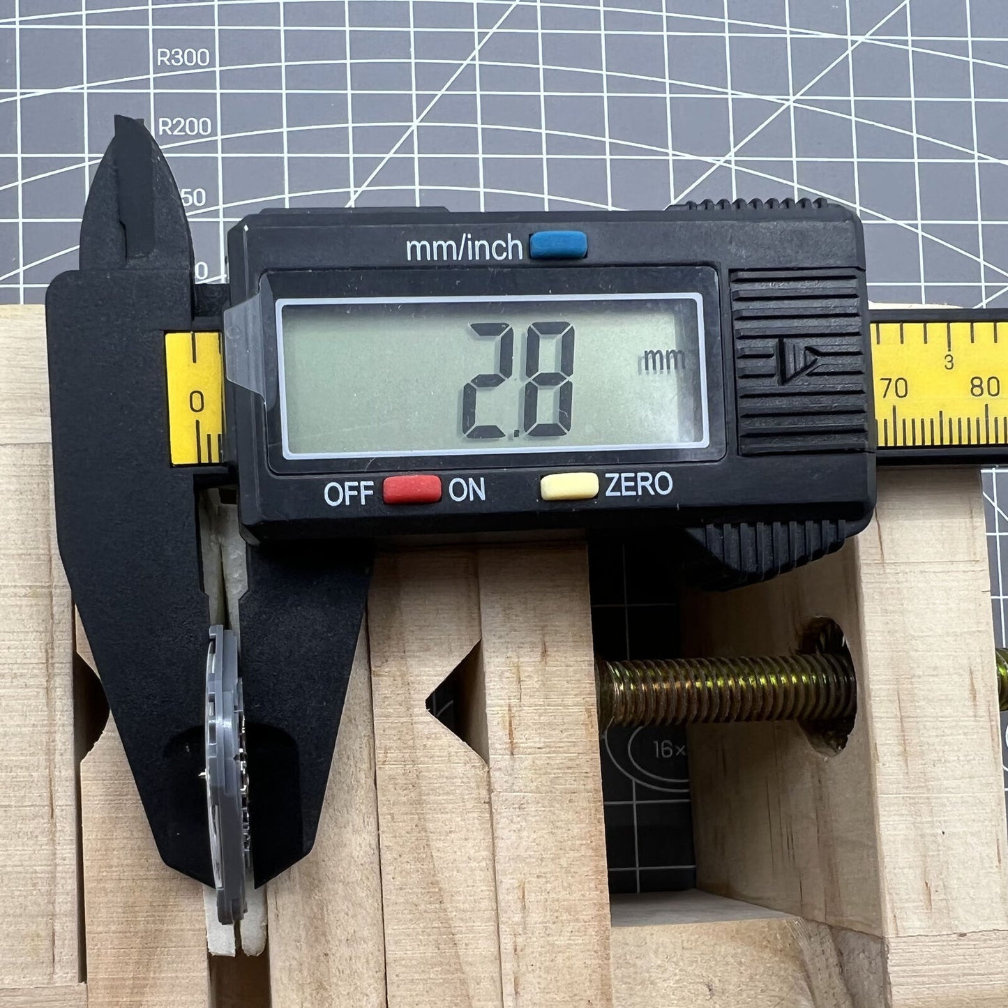 Hattori Epson TMI VJ55 quartz watch movement with date display, precision Japan-made component for watch repairs.