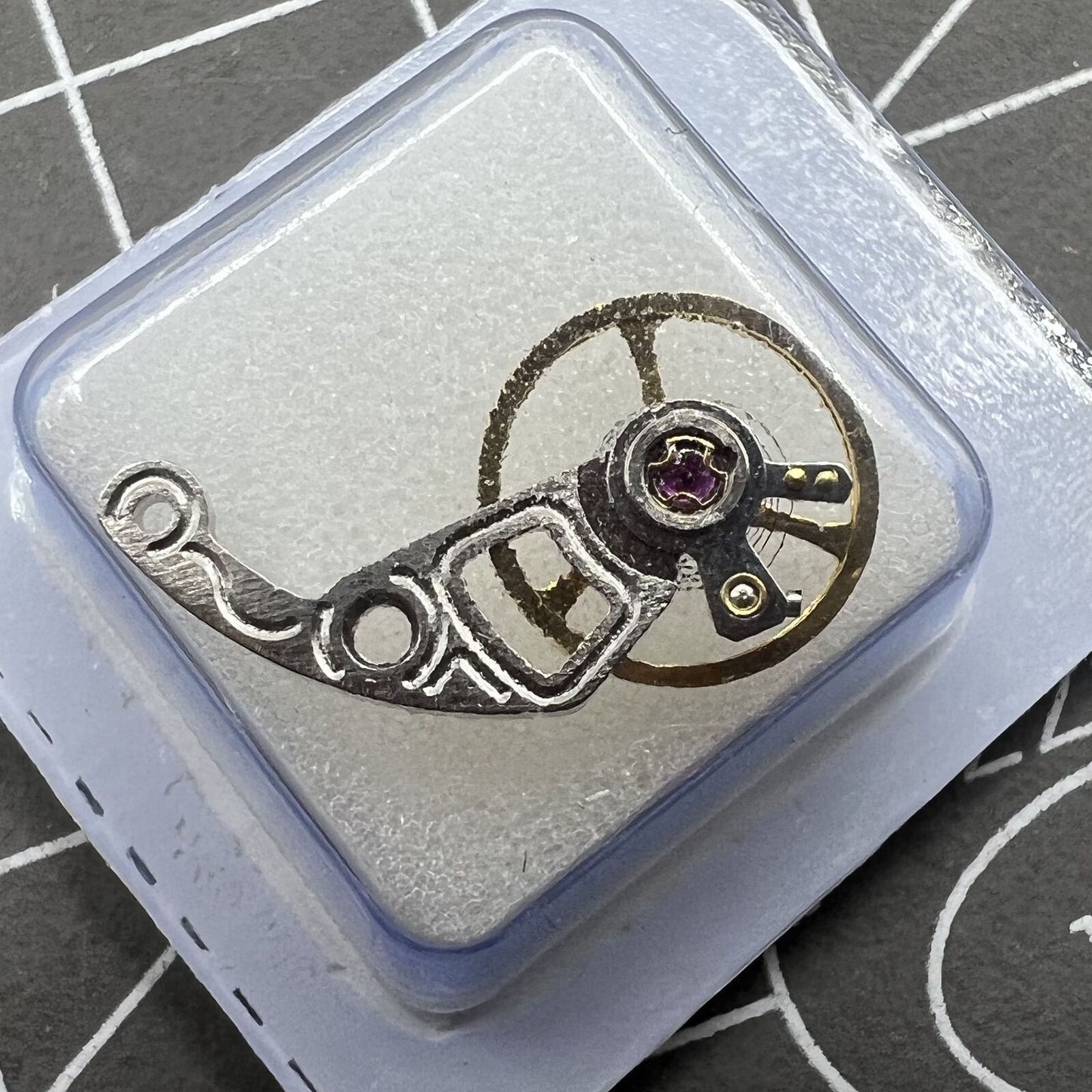 Complete silver balance wheel with silver splint for Hangzhou 2189 watch movement, precision accessory