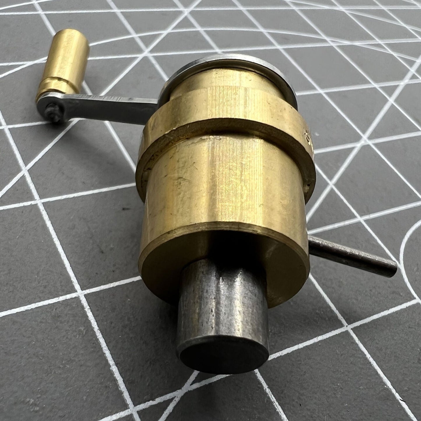 Bergeon 2729-ETA-07 mainspring winder spare barrels for precise ETA calibre watch repairs and maintenance.