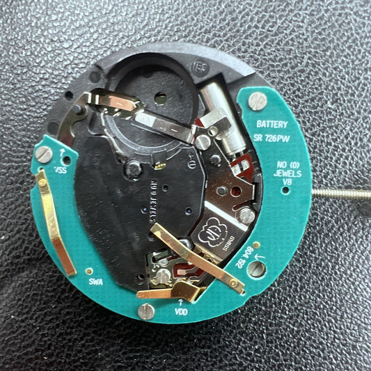 Swiss ETA804.192 quartz watch movement with single calendar display at 6 o'clock position for precise timekeeping.