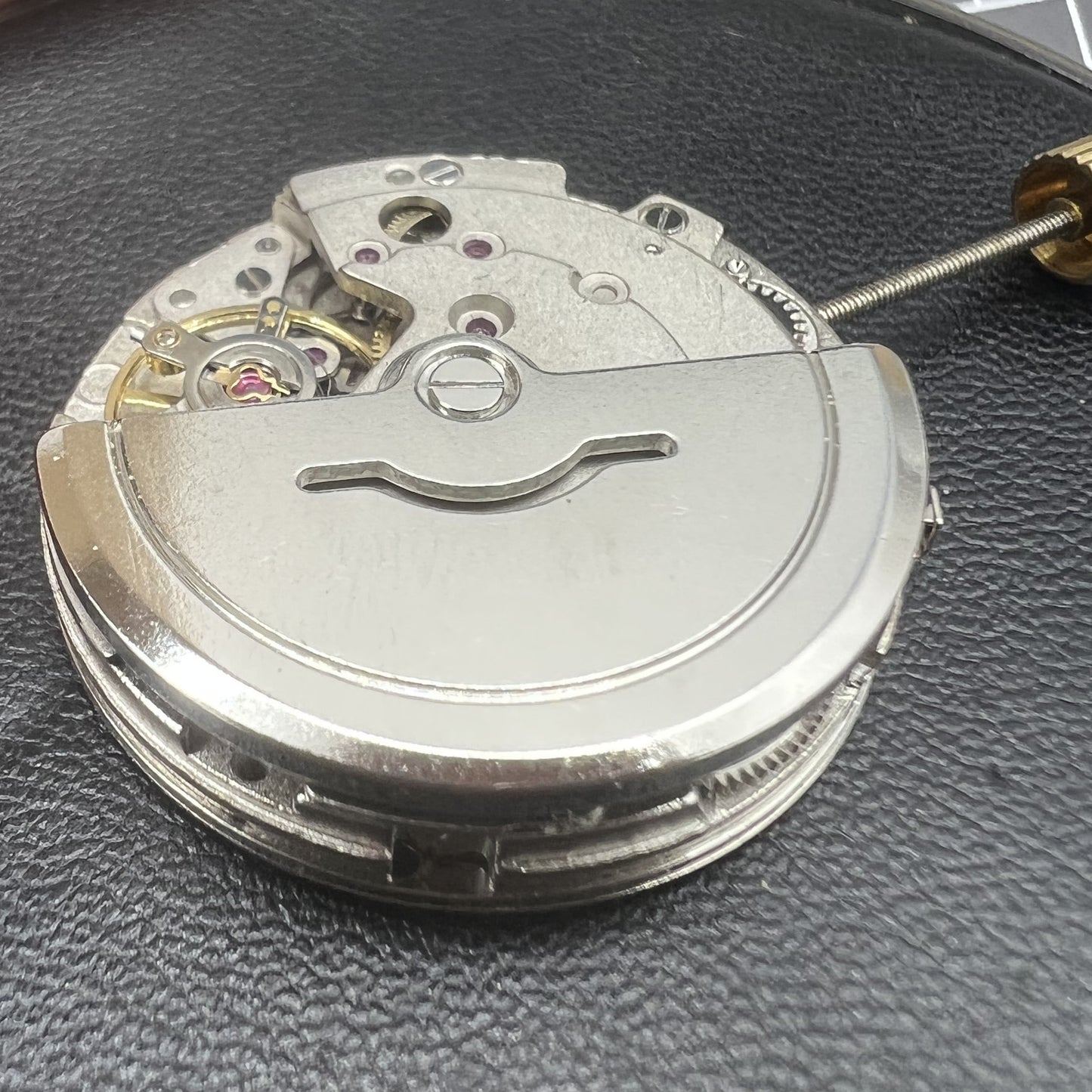 China 8205 Automatic Mechanical Movement Small Second At 3/9