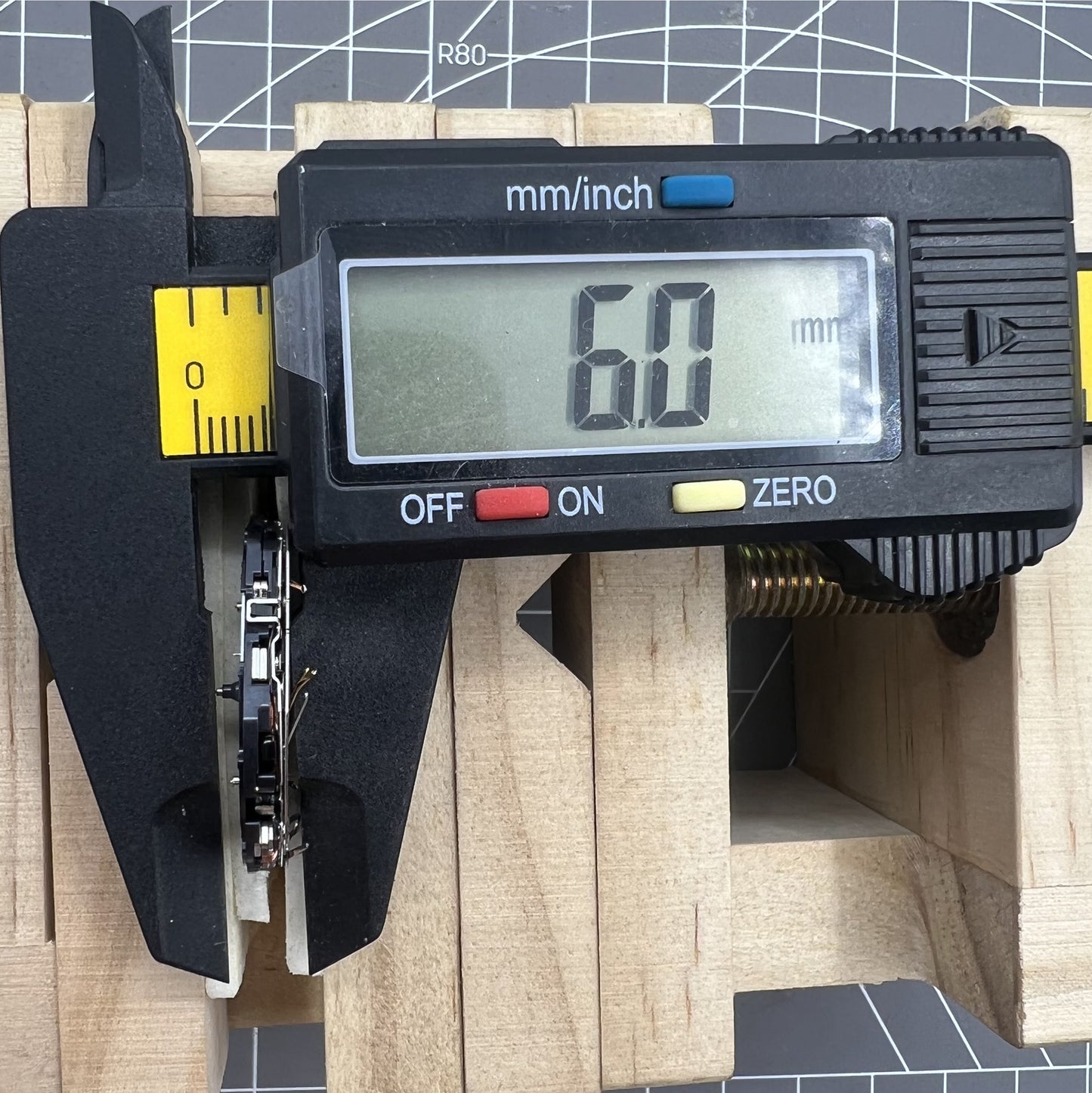 Hattori Epson TMI YM26 YM26A Watch Quartz Japan Made Movement
