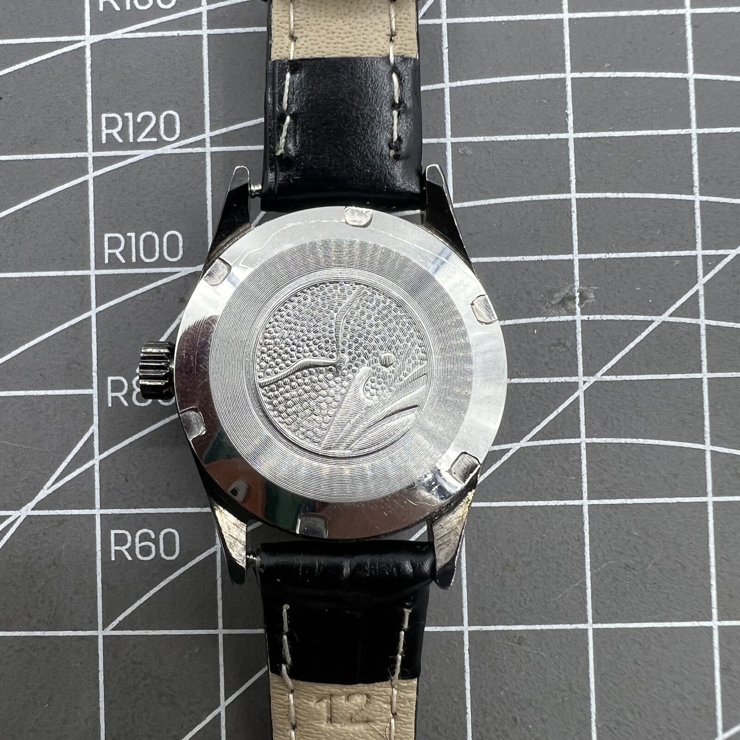27mm Tianjin Seagull ladies watch with manual mechanical movement and gold nail markers for elegant style.