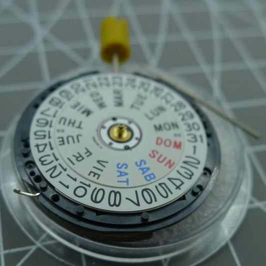 Hattori Epson TMI YT58B quartz watch movement, Japan made, precise timekeeping for repairs