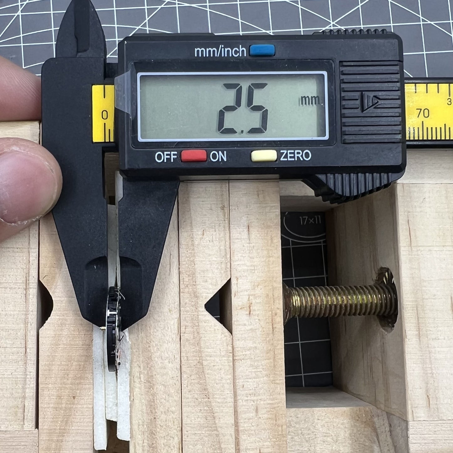 Hattori Epson TMI VS22 VS22A Watch Solar Power Quartz Movement