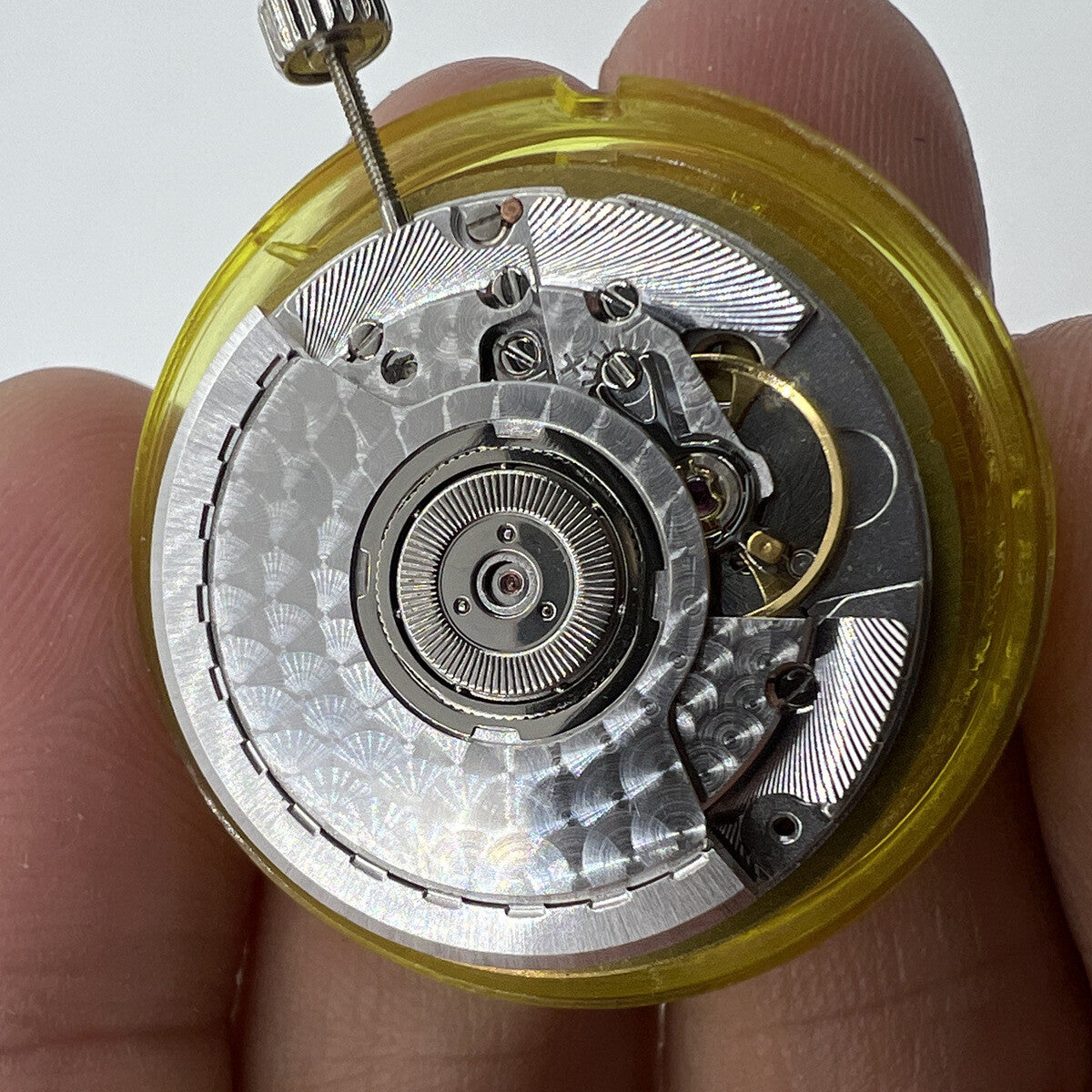 Seagull ETA 2892A2 automatic watch movement with calendar window for accurate timekeeping