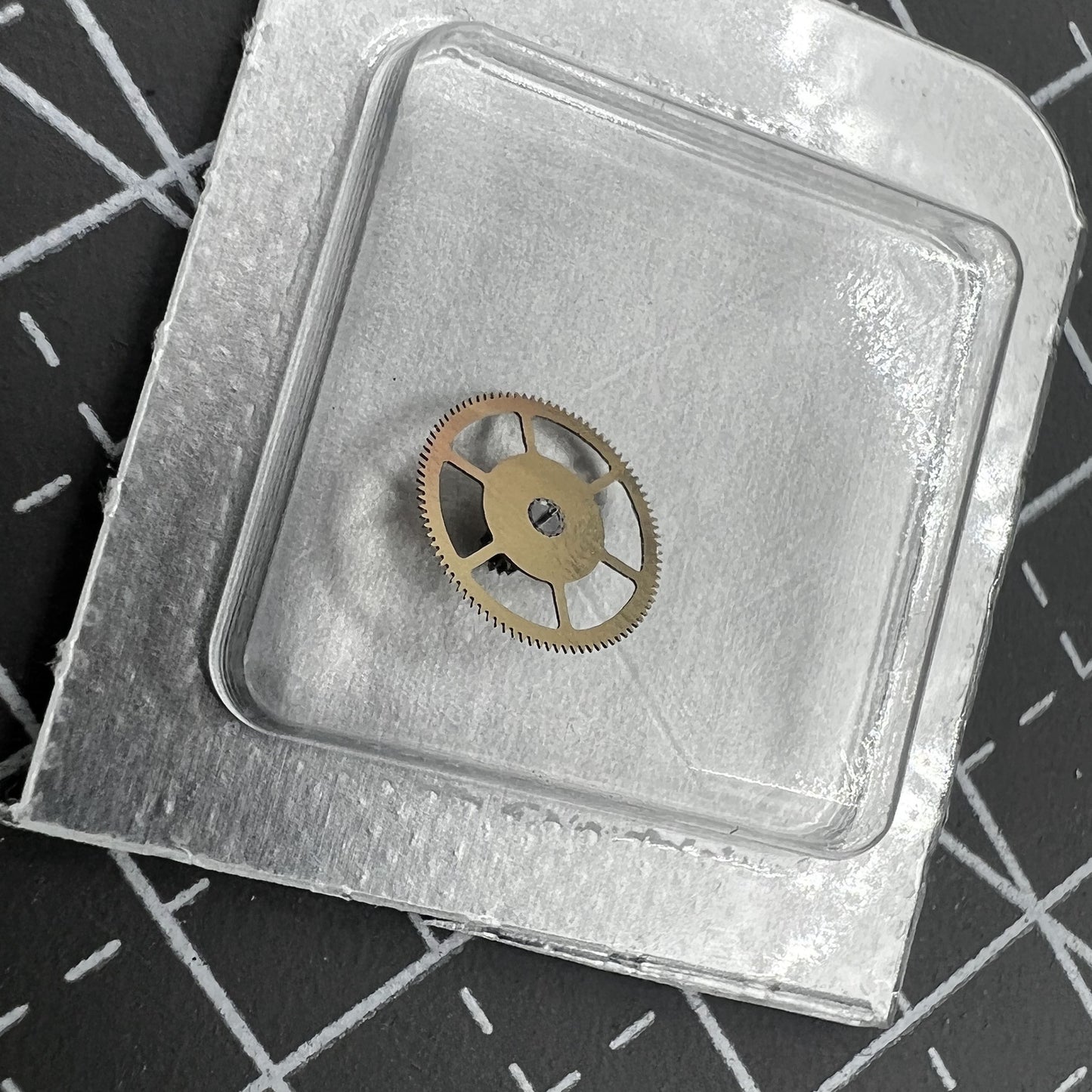 China Made 2824 Third Wheel Generic for Movement ETA 2824-2