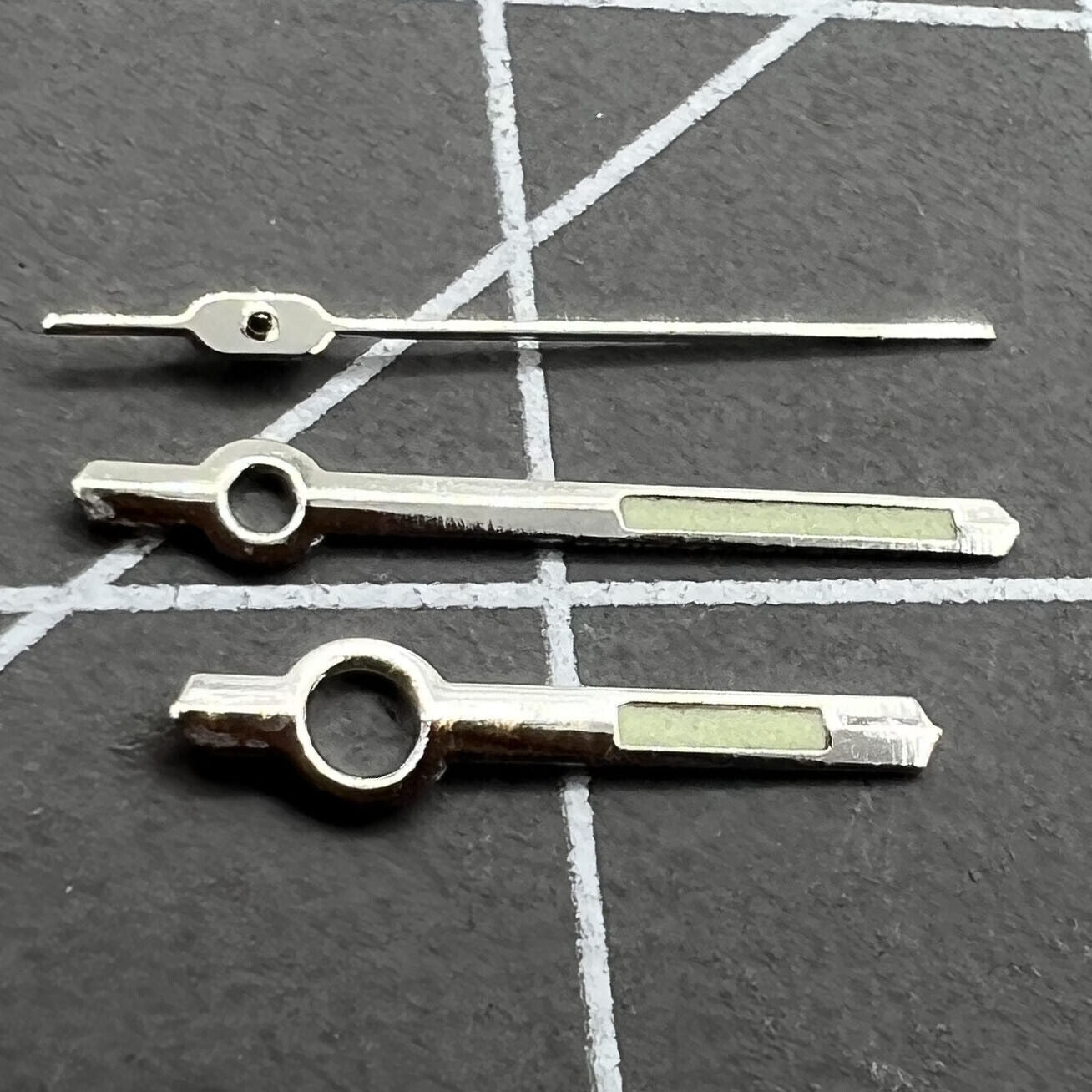 Aiguilles de montre vertes lumineuses argentées de 11 mm pour mouvement Orient 46941 46943