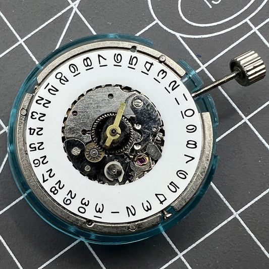 Tianjin Seagull ST6 automatic watch with 2 hands and single calendar, elegant men's accessory.